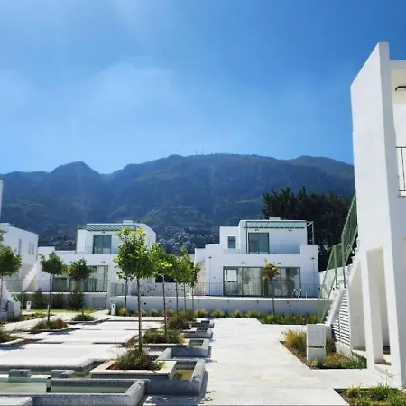 Residential Complex Irina Apartment *